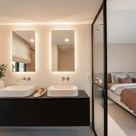 Villa - Independiente Con Piscina Privada Cerca Del Mar