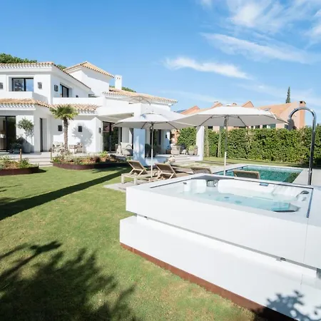 - Independiente Con Piscina Privada Cerca Del Mar *
