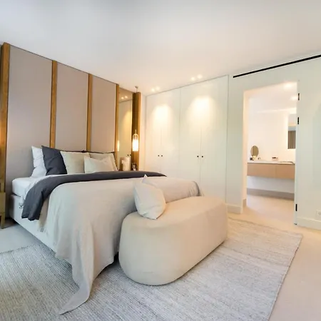 Villa - Independiente Con Piscina Privada Cerca Del Mar