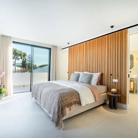 Villa - Independiente Con Piscina Privada Cerca Del Mar Marbella
